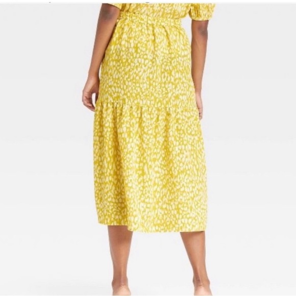 Who What Wear Women's Yellow Citrus Leopard Print Tiered Midi Skirt Size L - Picture 3 of 9
